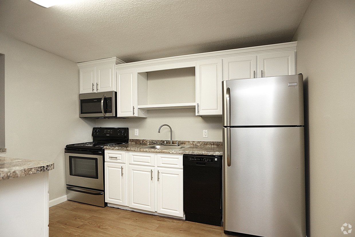 Woodedge Estates Forest Properties